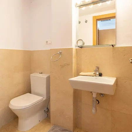 4 Bed Townhouse With Stunning View Будинок відпочинку *