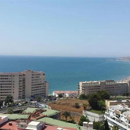 4 Bed Townhouse With Stunning View Будинок відпочинку *