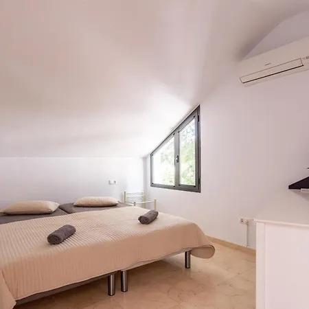 4 Bed Townhouse With Stunning View Будинок відпочинку