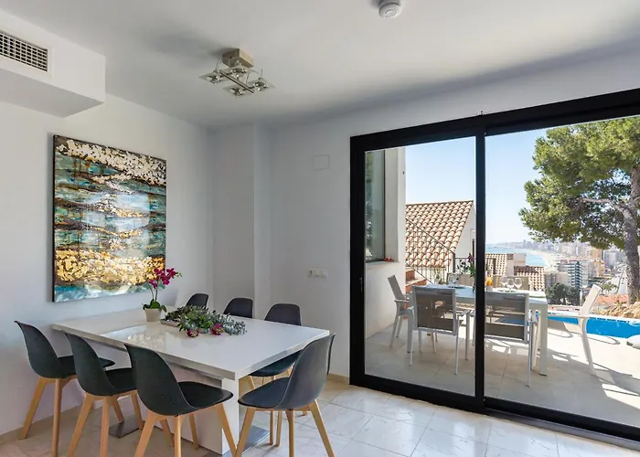 Tatil Evi 4 Bed Townhouse With Stunning View Fuengirola
