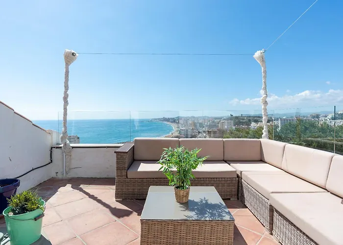 4 Bed Townhouse With Stunning View *