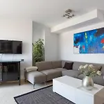 4 Bed Townhouse With Stunning View Фуэнхирола