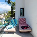 4 Bed Townhouse With Stunning View Дом отдыха Фуэнхирола