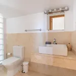 Дом отдыха 4 Bed Townhouse With Stunning View *