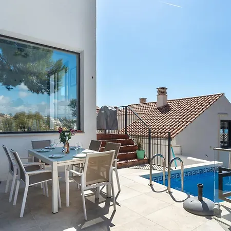 4 Bed Townhouse With Stunning View Фуэнхирола