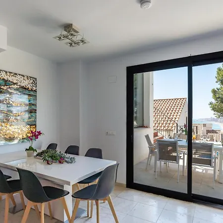 4 Bed Townhouse With Stunning View