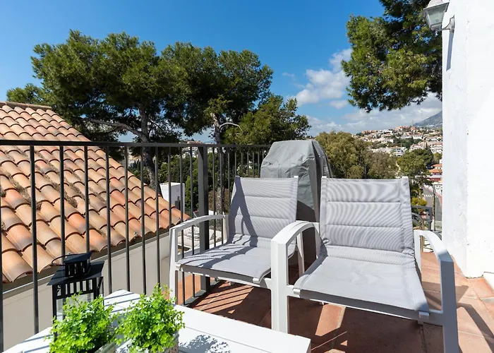 4 Bed Townhouse With Stunning View Holiday home Fuengirola